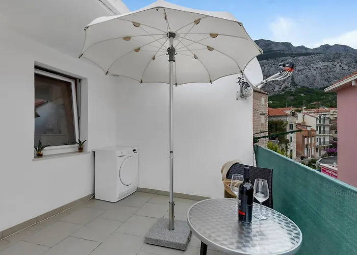 Kuca Bunoza * Makarska