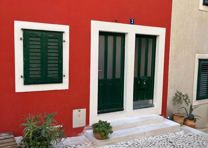 Kuca Bunoza Makarska