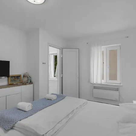 Apartament Kuca Bunoza